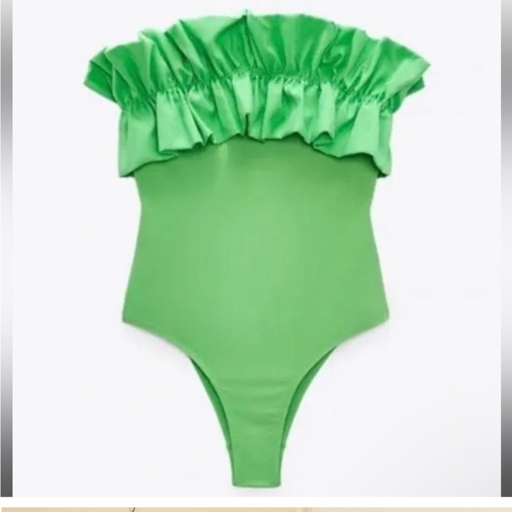 Zara One Piece Ruffle Swim sz. S